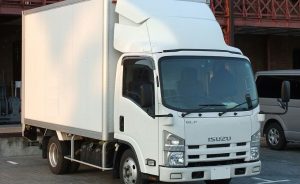 Jangan Biarkan Panas Mengganggu Bisnismu! Pasang AC Truk untuk Kendaraan Logistik Sekarang!