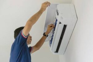 Jangan Sampai Terjebak! Kesalahan Umum Perawatan AC Truk yang Wajib Dihindari